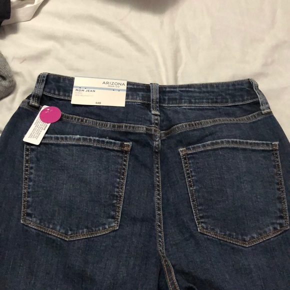 Jeans - Picture 5 of 6